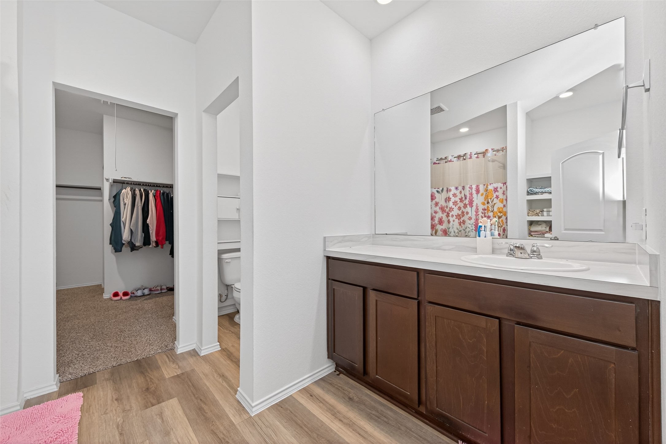 23532 Nectar Crest Heights Splendora, TX 77372 - Photo 12 of 22 Primary bath with flow to large walk in closet
