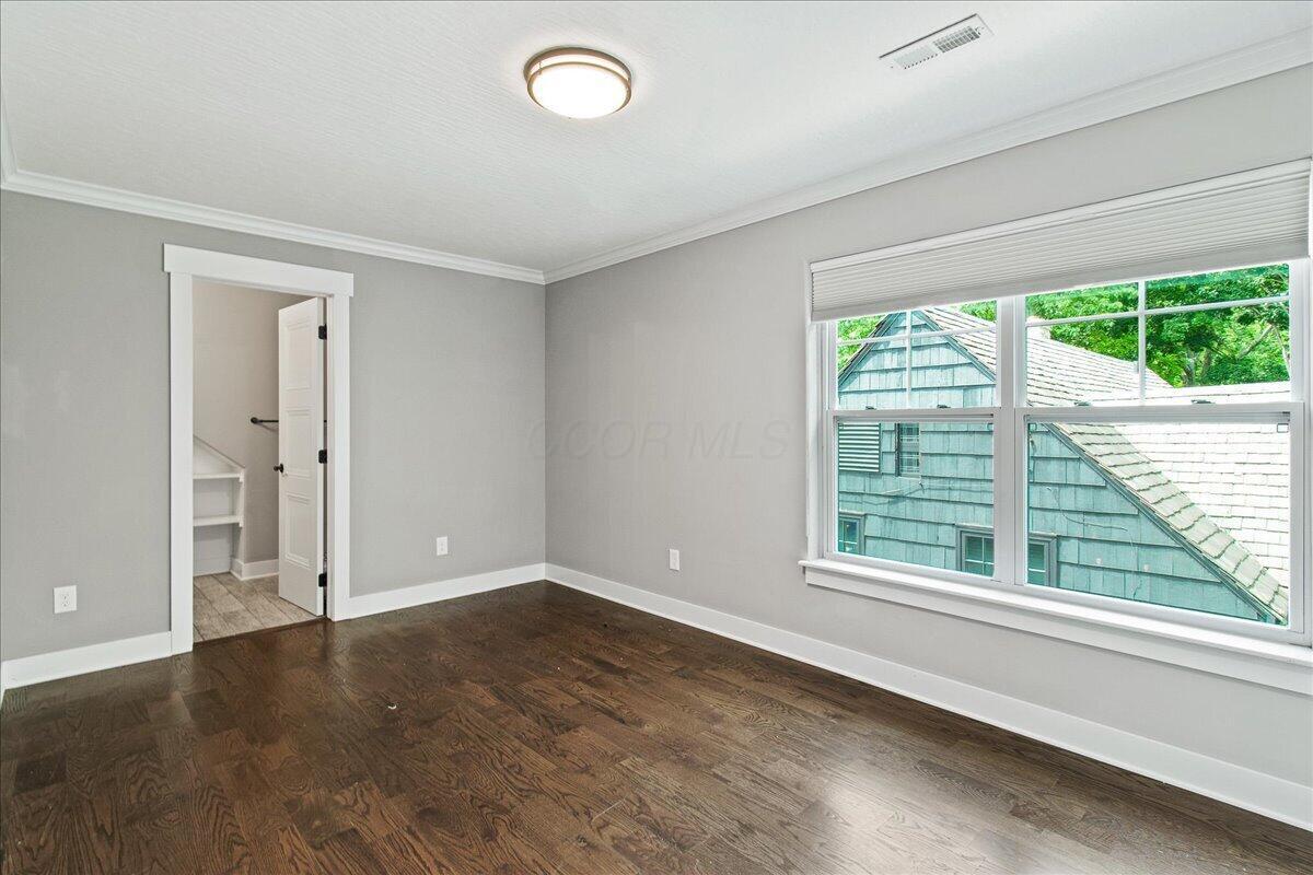176 East Weber Road Columbus, OH 43202 - Photo 23 of 47 23-23-Bedroom 2