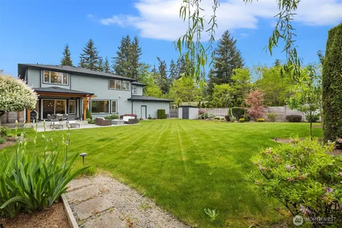 $1,588,800 | 32909 Southeast 41st Street, Fall City, WA 98024