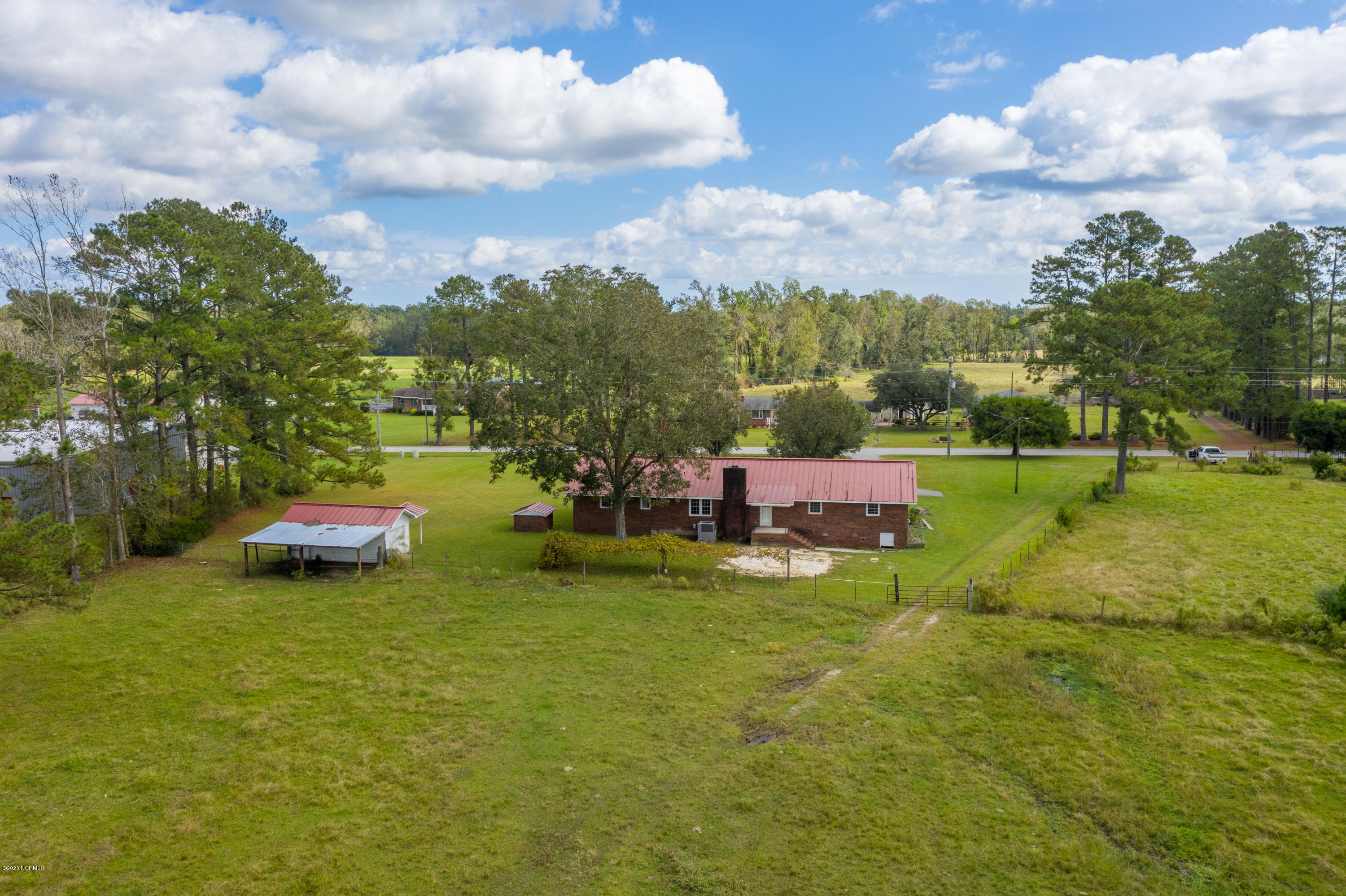 912 Haws Run Road Jacksonville, NC 28540 - Photo 9 of 20 912 Haws Run - aerials_12