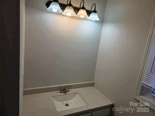 $412,500 | 12 White Squirrel Lane, Hendersonville, NC 28739