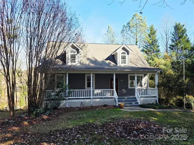 $412,500 | 12 White Squirrel Lane, Hendersonville, NC 28739