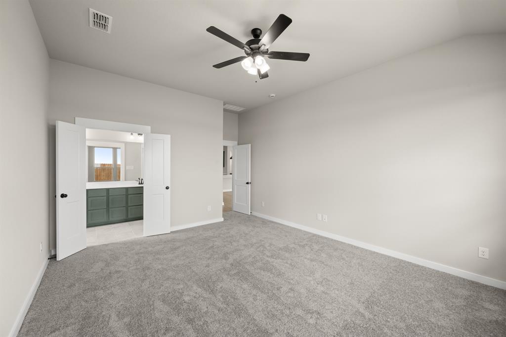 2309 Ryehill Road Forney, TX 75126 - Photo 16 of 30 22_6900 Deadwood- Primary Suite-2