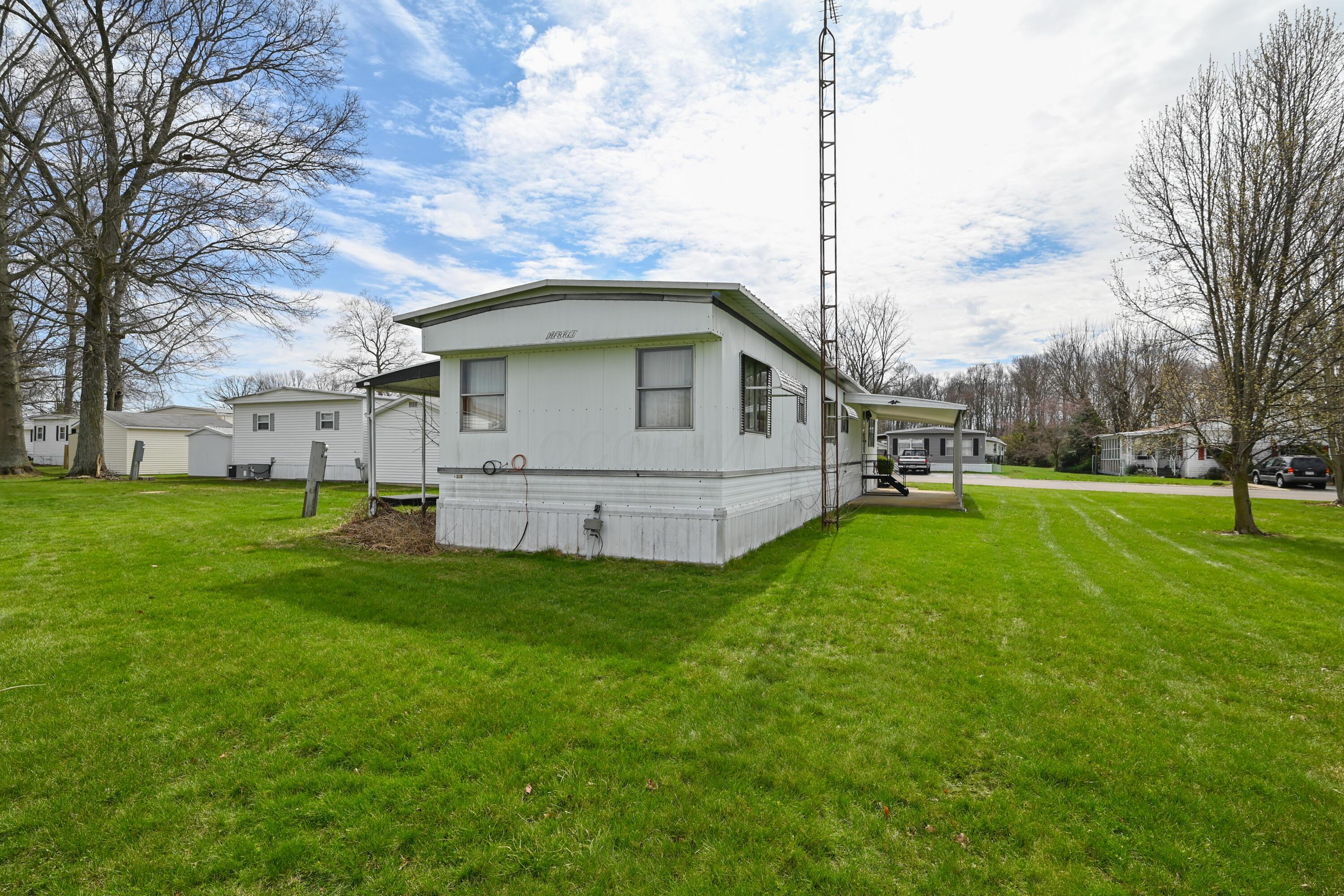 3200 Smeltzer Road, Unit LOT 66 Marion, OH 43302 - Photo 2 of 36 DSC_1906