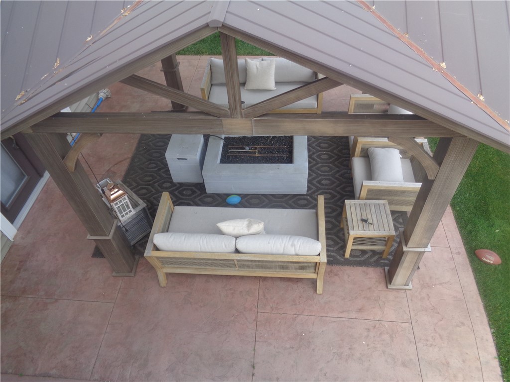 176 Vernon Street Warwick, RI 02889 - Photo 19 of 45