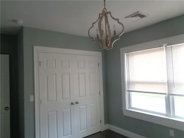 $629,900 | 176 Vernon Street, Warwick, RI 02889