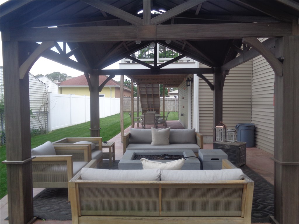 176 Vernon Street Warwick, RI 02889 - Photo 35 of 45