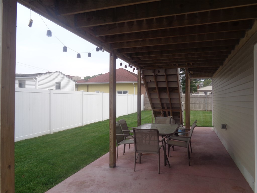 176 Vernon Street Warwick, RI 02889 - Photo 36 of 45