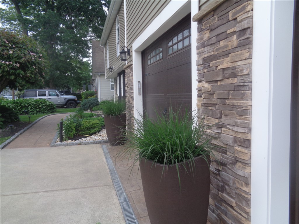 176 Vernon Street Warwick, RI 02889 - Photo 43 of 45