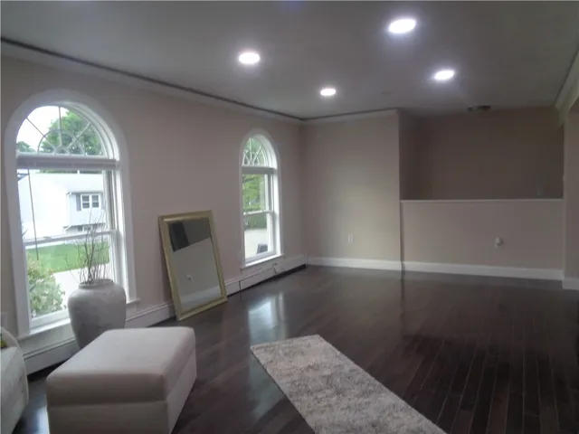 $629,900 | 176 Vernon Street, Warwick, RI 02889