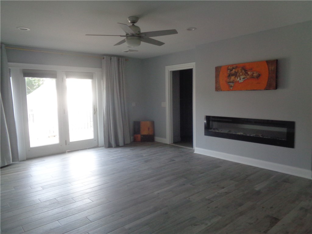 176 Vernon Street Warwick, RI 02889 - Photo 8 of 45