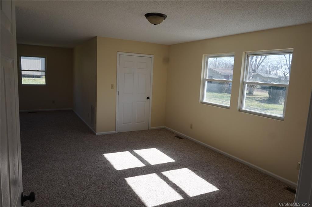 147 Downey Lake Road Dallas, NC 28034 - Photo 13 of 19 Gallery Image 13