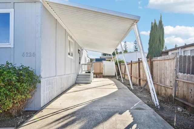 $99,000 | 4224 Floral Drive, Sacramento, CA 95834