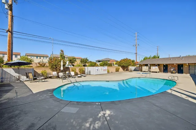 $99,000 | 4224 Floral Drive, Sacramento, CA 95834