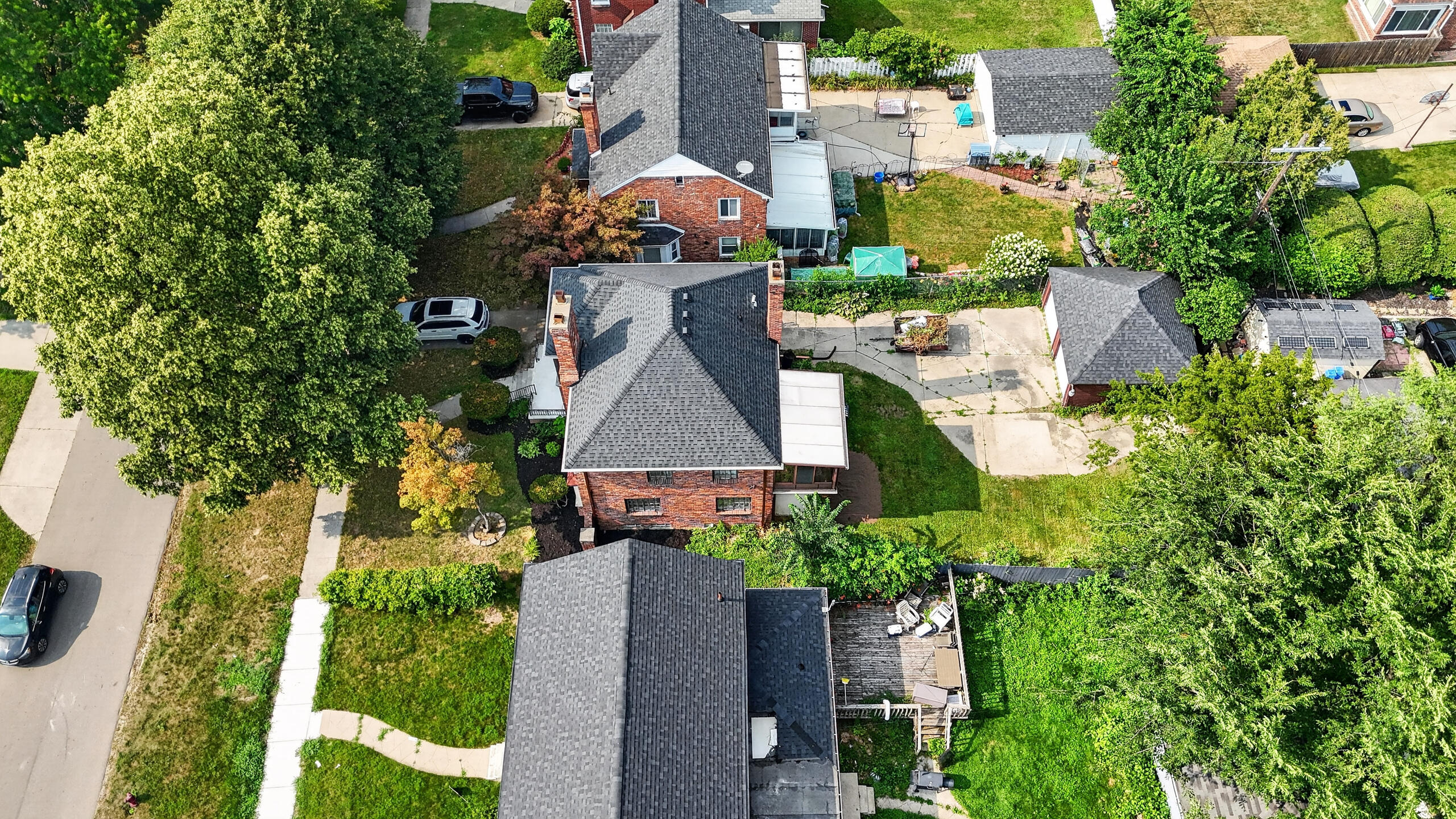16814 Edinborough Road Detroit, MI 48219 - Photo 45 of 47 Bird Eye view from side