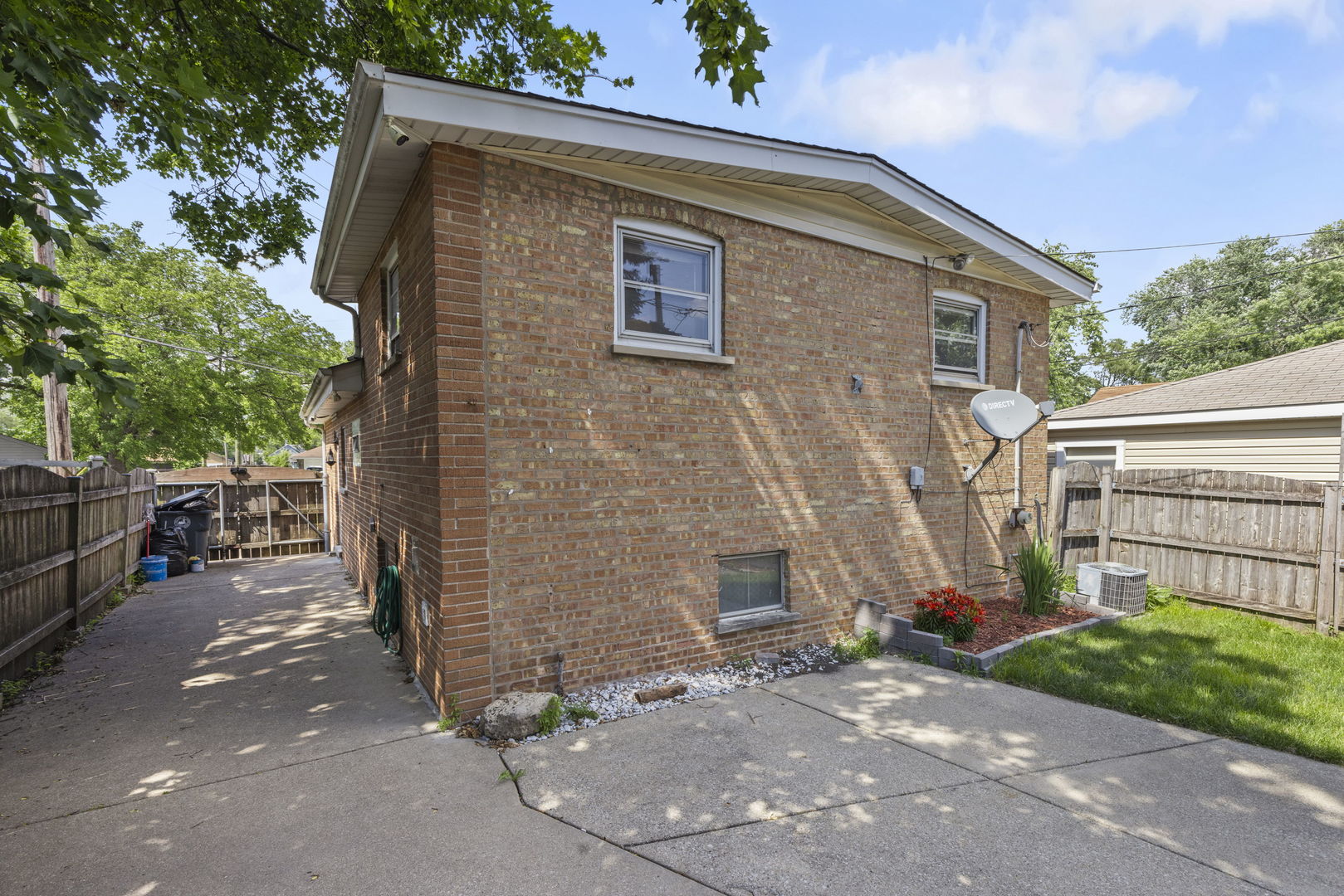 8639 Plainfield Road Lyons, IL 60534 - Photo 24 of 31