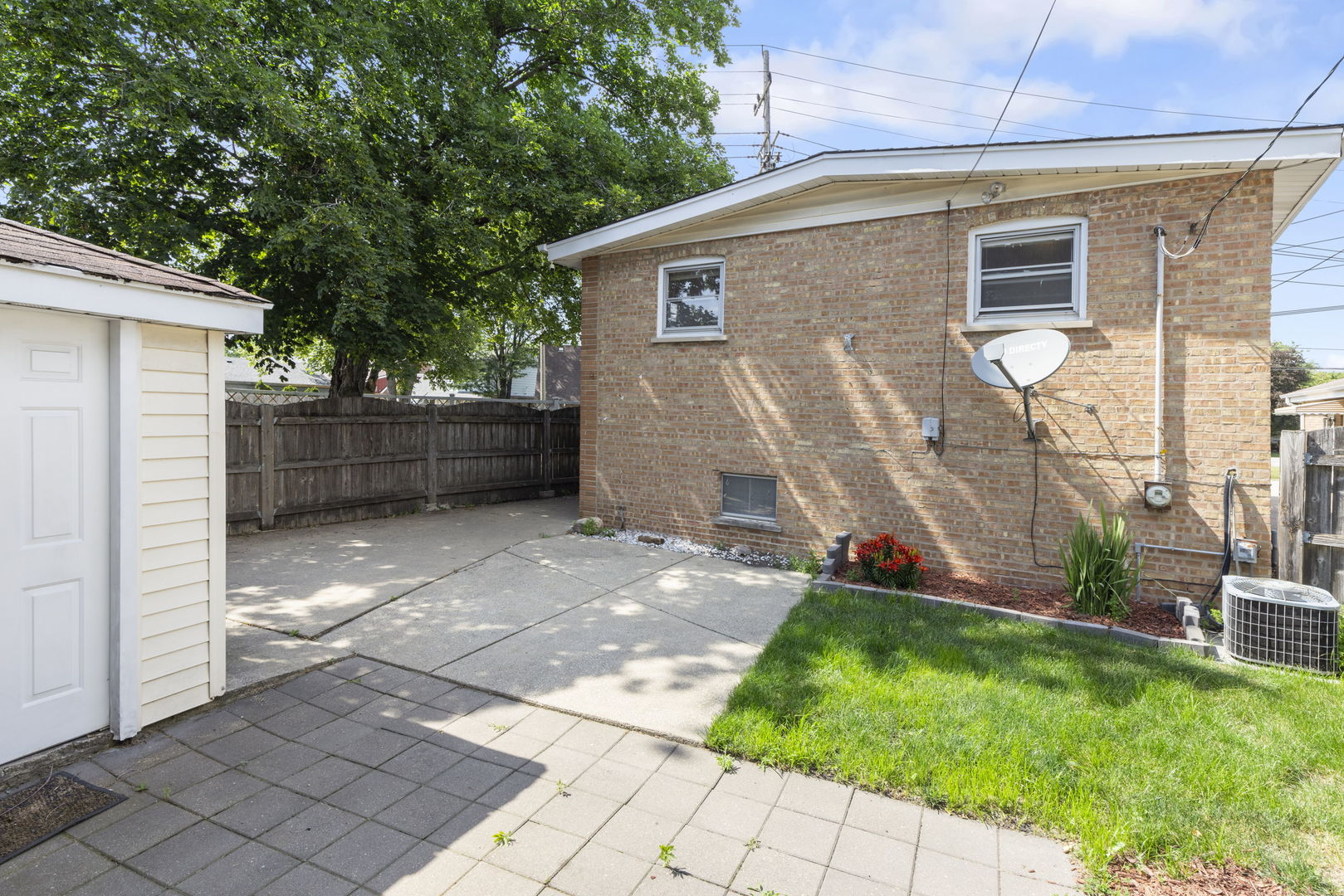 8639 Plainfield Road Lyons, IL 60534 - Photo 25 of 31