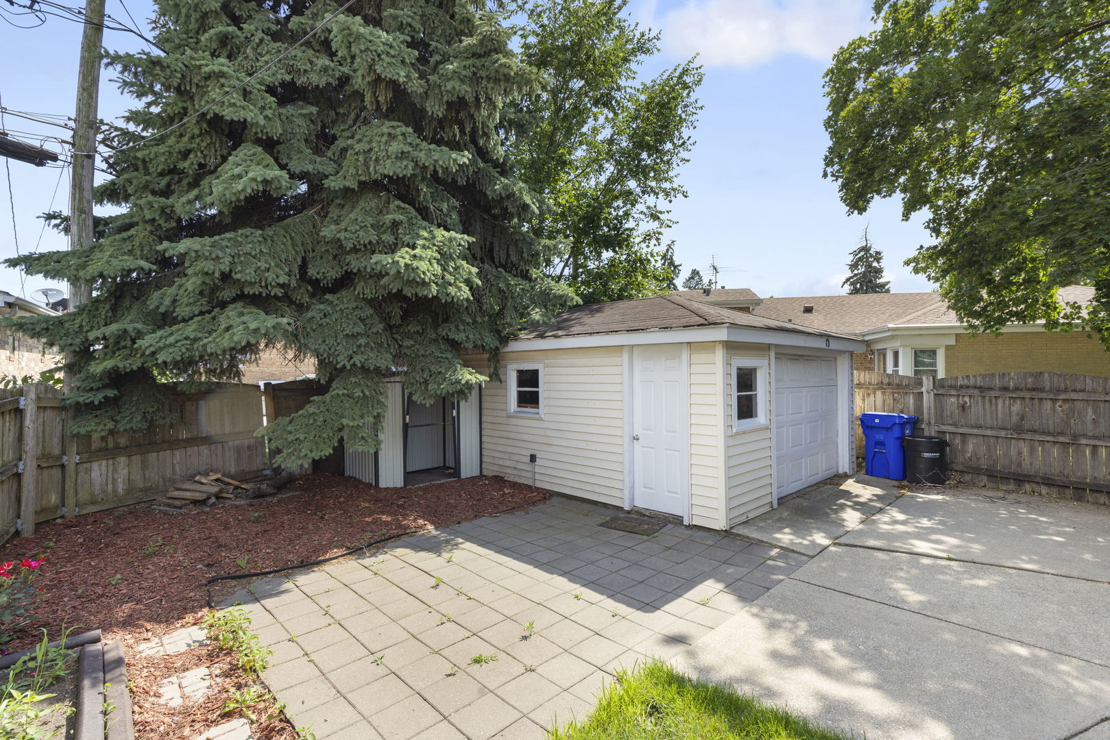 8639 Plainfield Road Lyons, IL 60534 - Photo 26 of 31