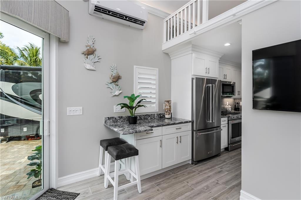 13411 Snook Circle Naples, FL 34114 - Photo 6 of 30