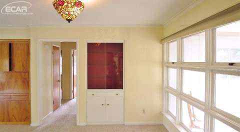 809 West Broad Street Linden, MI 48451 - Photo 11 of 48 20447121-10.JPG