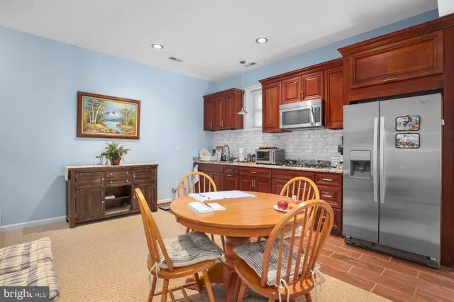 $739,900 | 108 Huntington Hills Lane, Fredericksburg, VA 22401