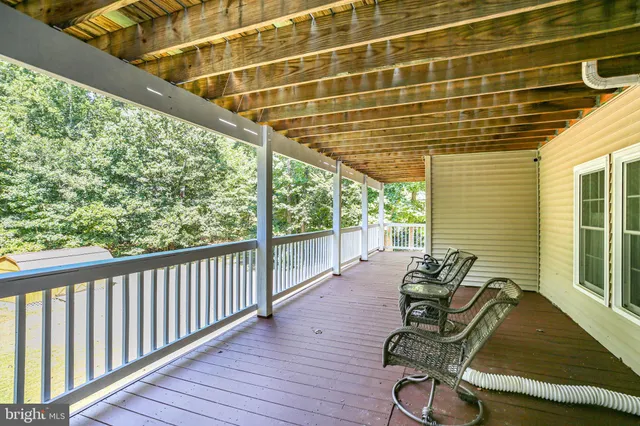 $739,900 | 108 Huntington Hills Lane, Fredericksburg, VA 22401