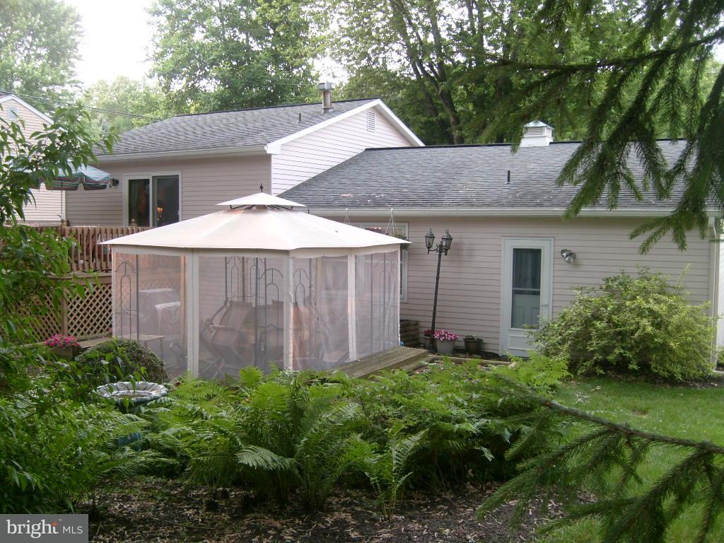 326 East Oregon Road Lititz, PA 17543 - Photo 3 of 6