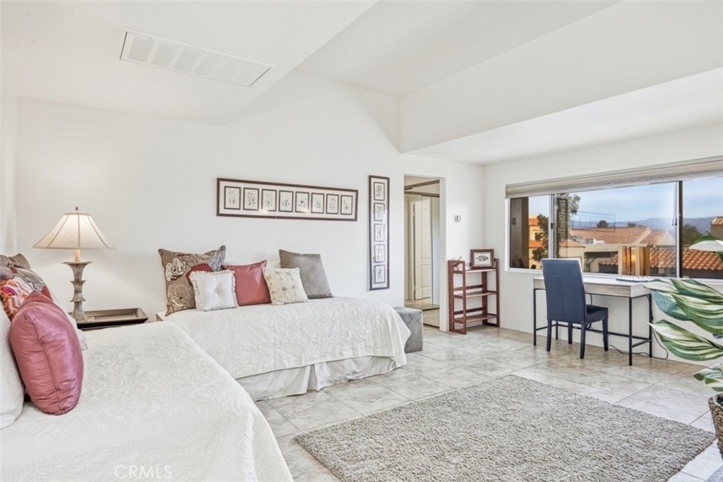 42 Colonial Drive Rancho Mirage, CA 92270 - Photo 3 of 27