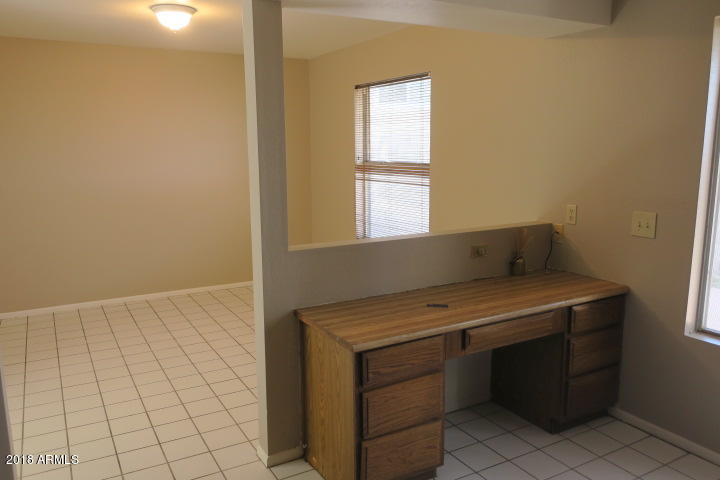 4155 East Wayland Road Phoenix, AZ 85040 - Photo 8 of 14 IMG_7684