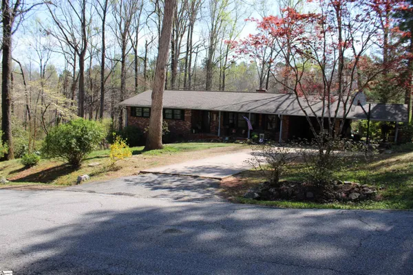 $389,000 | 108 Spring Valley Road, Pickens, SC 29671