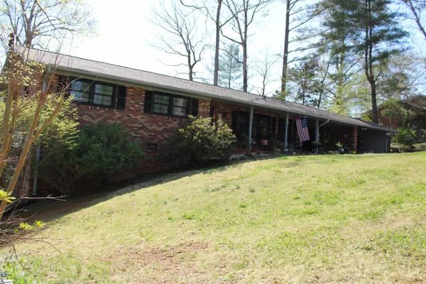 $389,000 | 108 Spring Valley Road, Pickens, SC 29671