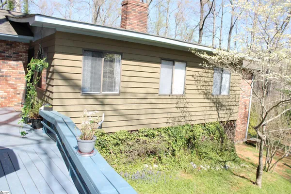 $389,000 | 108 Spring Valley Road, Pickens, SC 29671