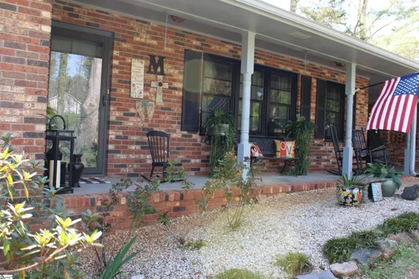 $389,000 | 108 Spring Valley Road, Pickens, SC 29671