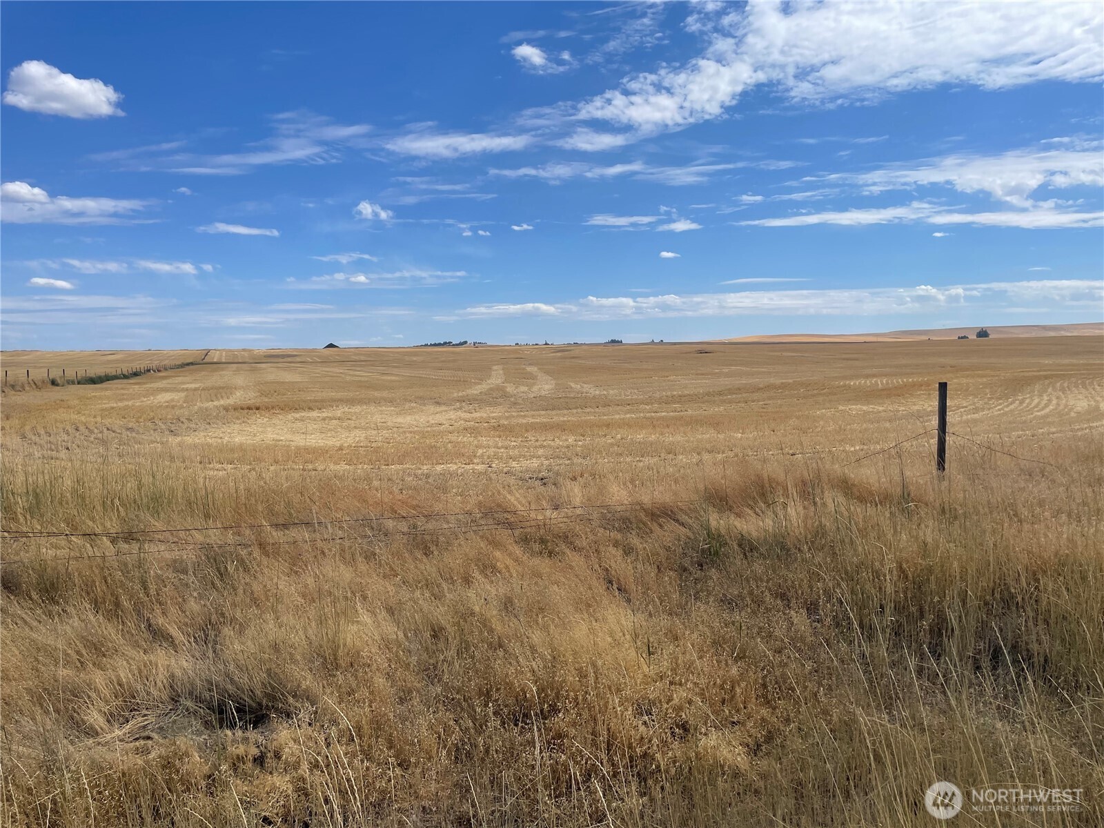 35251 Crescent Road North, Unit 5 Reardan, WA 99029 - Photo 14 of 21 a view of an ocean beach