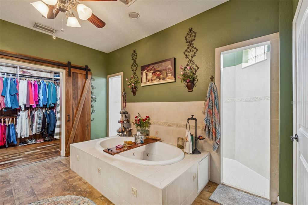 2921 Lampp Road Plant City, FL 33565 - Photo 36 of 100