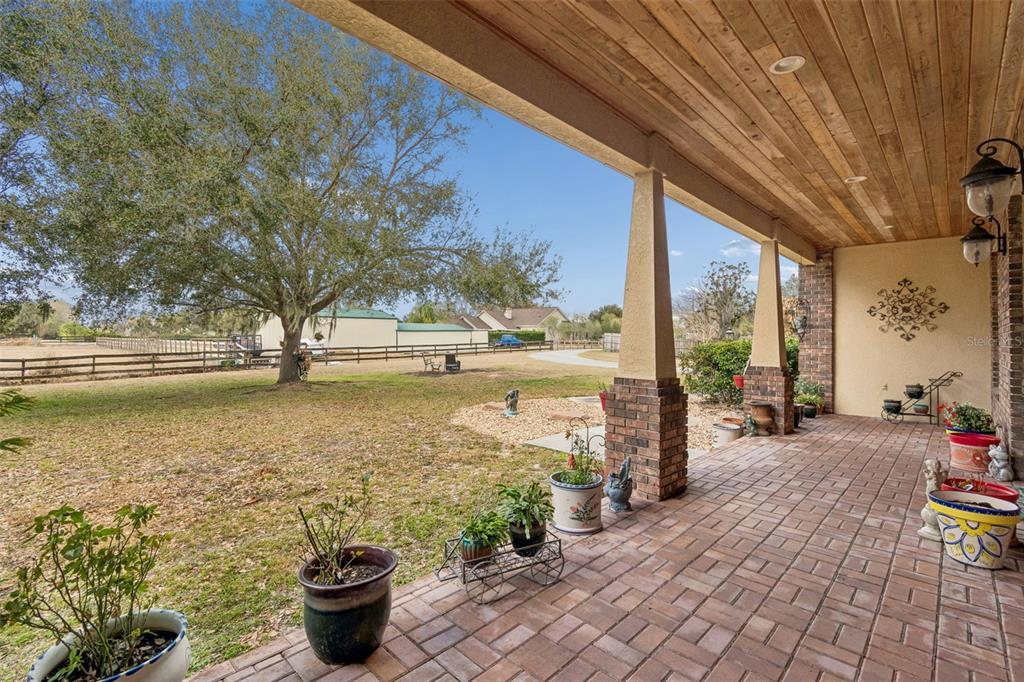 2921 Lampp Road Plant City, FL 33565 - Photo 8 of 100