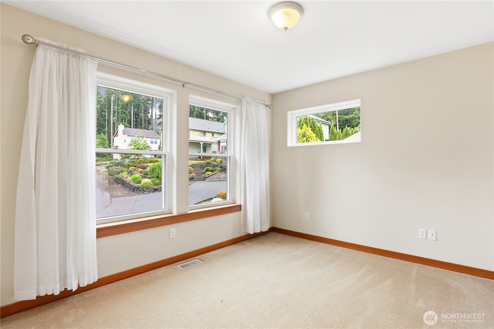 1963 Northwest Rampart Ridge Court Bremerton, WA 98311 - Photo 22 of 40