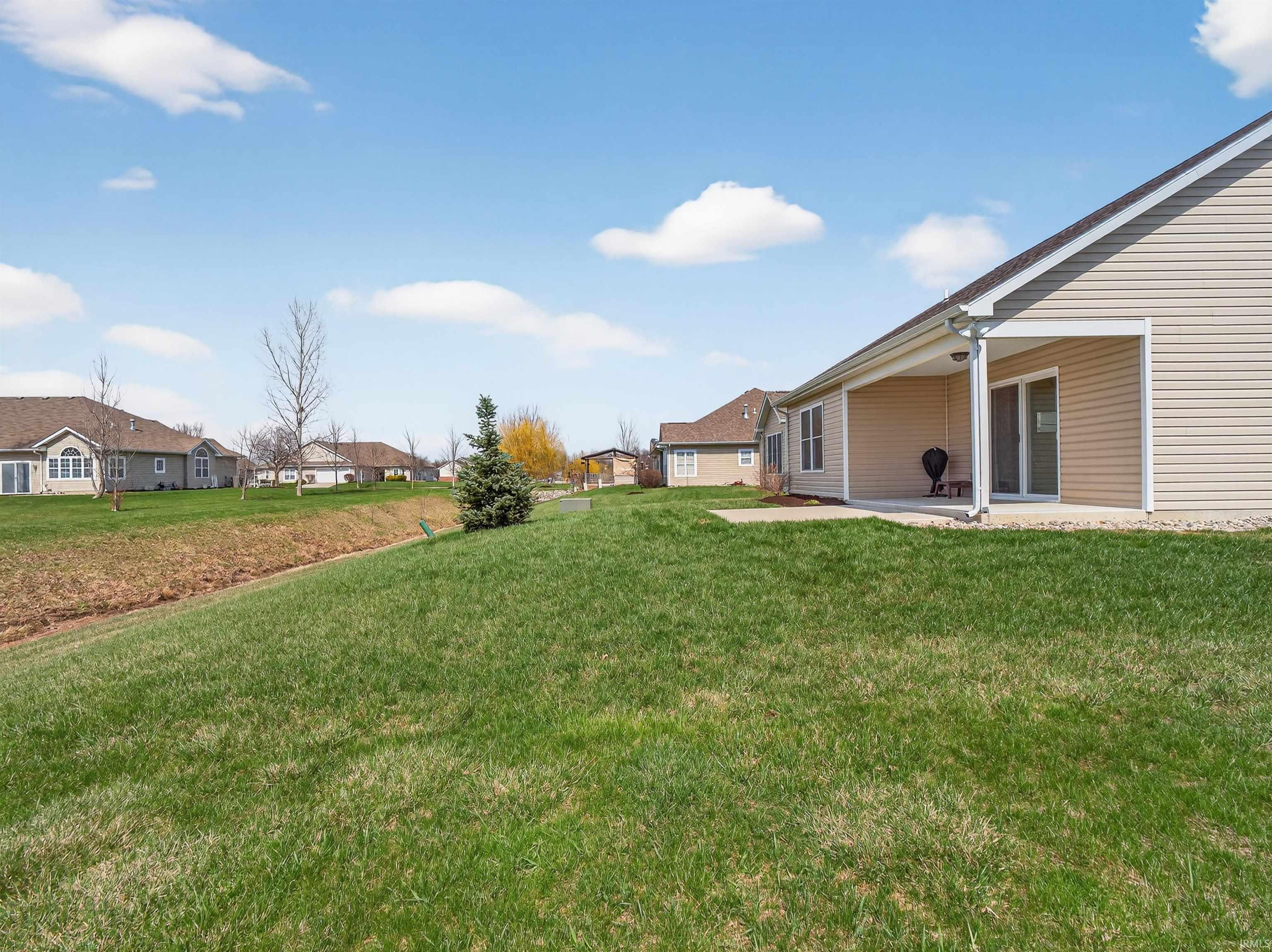 4111 Morgan Court Fort Wayne, IN 46815 - Photo 5 of 33