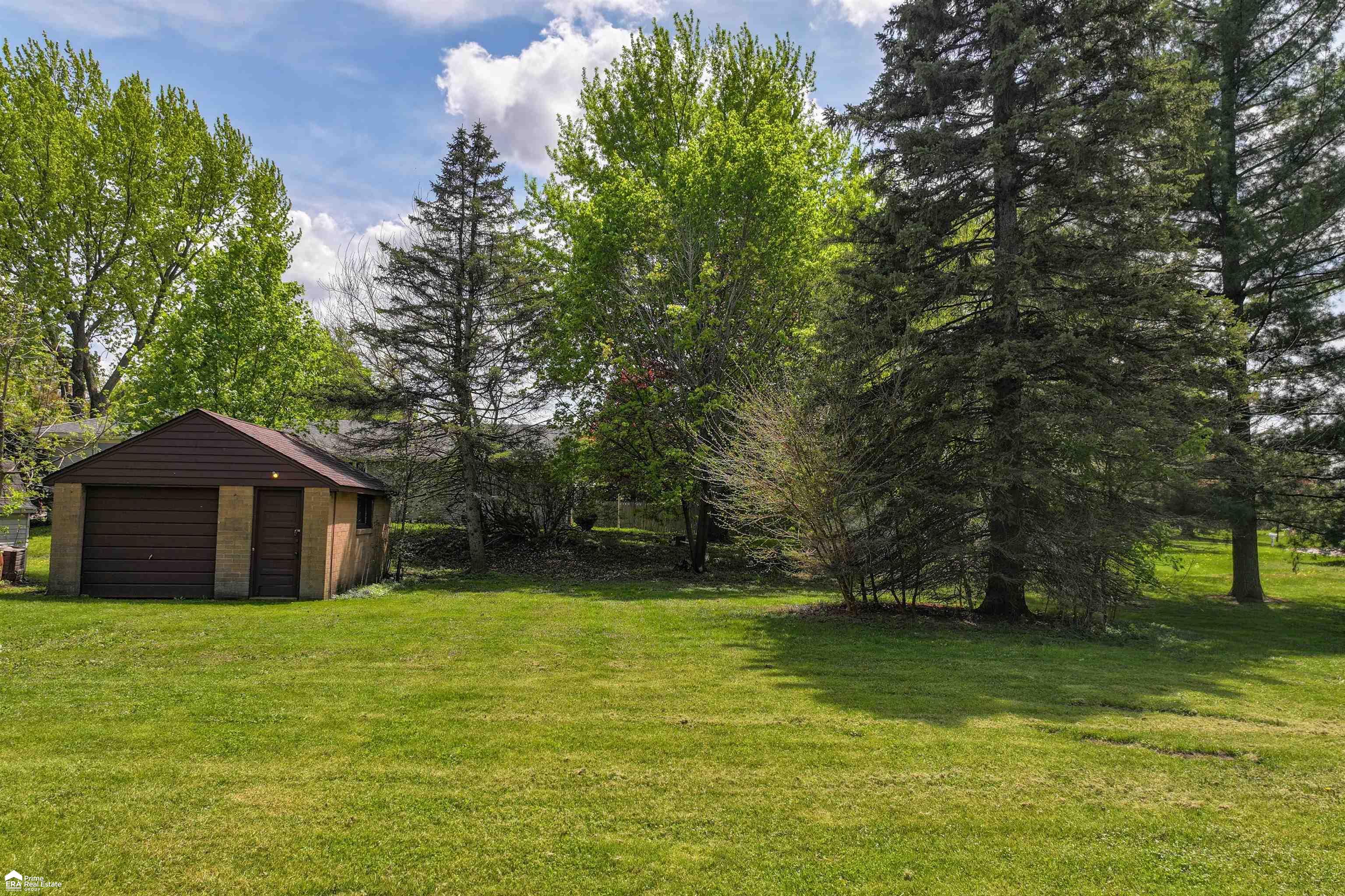 4190 Richfield Road Flint, MI 48506 - Photo 21 of 24 50174042-0fd2b5cf-71cf-45e7-992f-33d638570008.JPG
