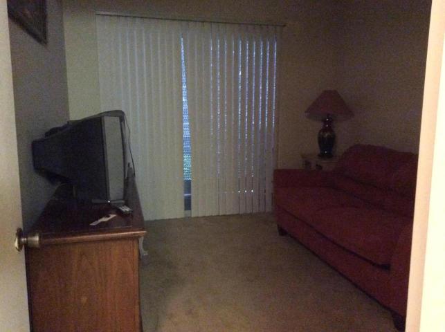 45 Dorset B, Unit 45 Boca Raton, FL 33434 - Photo 8 of 18 Second Bedroom