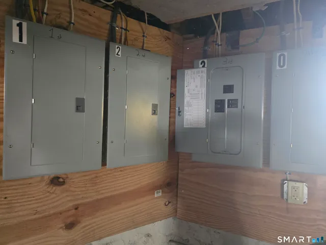 $489,000 | 376 Broad Street, New Britain, CT 06053