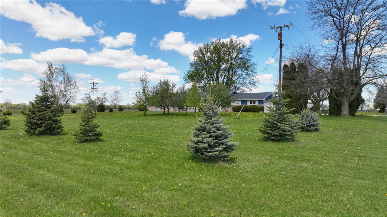 91 North Doran Road Imlay City, MI 48444 - Photo 3 of 62