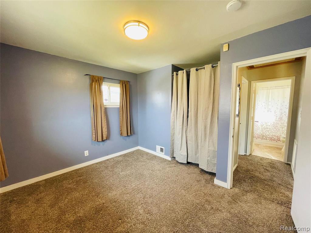 2516 James Road Auburn Hills, MI 48326 - Photo 13 of 33