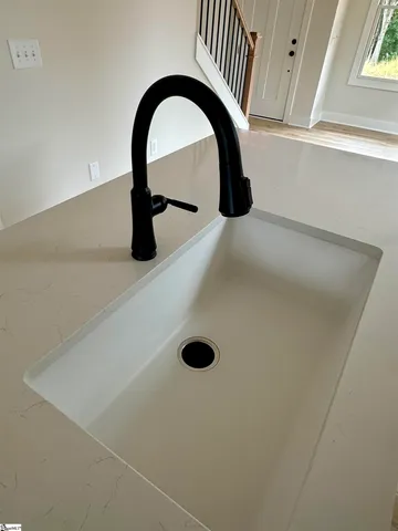 $399,900 | 9 Hawthorne Lane, Unit 104, Greenville, SC 29605