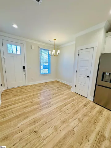 $399,900 | 9 Hawthorne Lane, Unit 104, Greenville, SC 29605