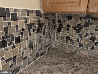 272 Sanford Road Upper Darby, PA 19082 - Photo 3 of 7
