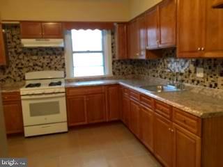 272 Sanford Road Upper Darby, PA 19082 - Photo 7 of 7