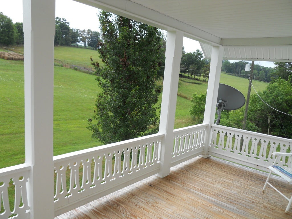 Lewis Road Ronceverte, WV 24970 - Photo 8 of 25 front top porch 2