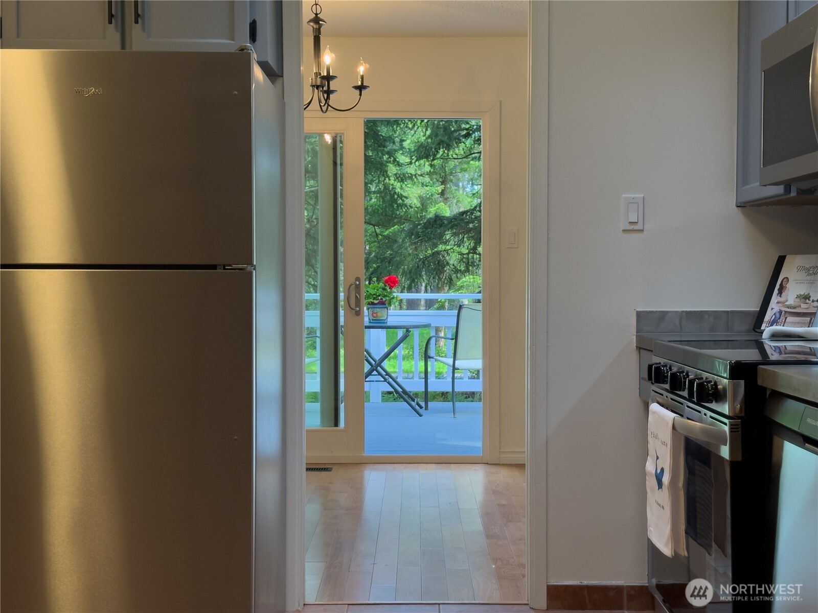 29 G Sound Place Hat Island, WA 98201 - Photo 18 of 40