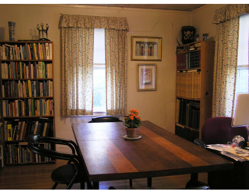 60 Garland Road Newton, MA 02459 - Photo 3 of 8 Gallery Image 3